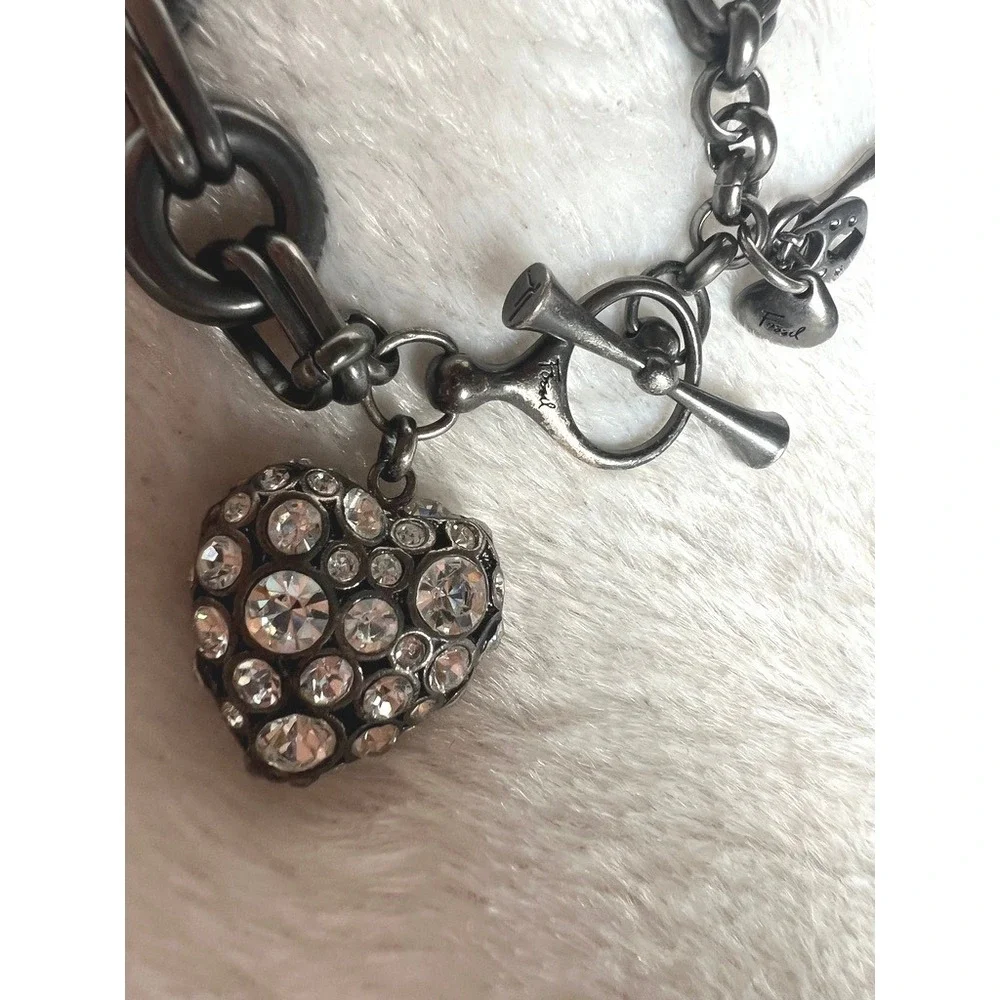 Fossil Charm‎ Bracelet Puffy Rhinestone Heart Black Gunmetal Chain Toggle 7.5